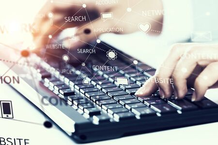 Voice Search und neue Suchtrends: Zukunftsstrategien für deutsche Online-Shops