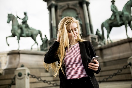 Mobile First in Deutschland: Optimierungsstrategien für ein responsives Design
