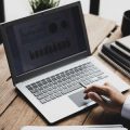 SEO-Reporting und Monitoring für E-Commerce mit Yoast & RankMath: Deutsche Best Practices
